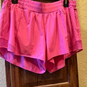 Luluulemon. Speed up Mid high waist.  Lined